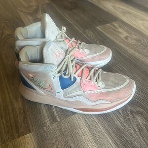 Nike Kyrie Infinity Mother Nature & Father Time (W size 8.5 | Men 7)